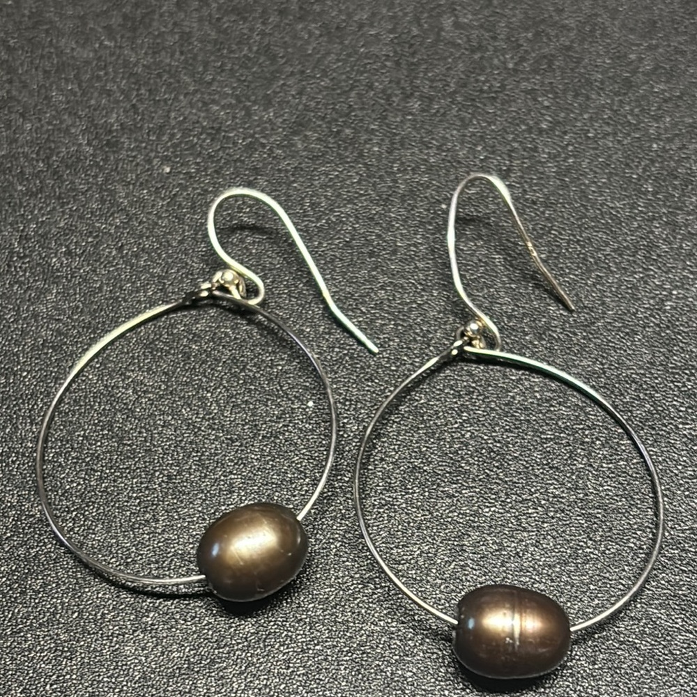Vintage Sterling 925 hoop earrings with black pearl